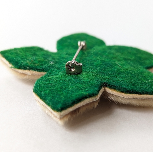 Vintage Handmade Inuit Real Fur Flower Brooch- Made in Canada Indigenous Art - Picture 10 of 13